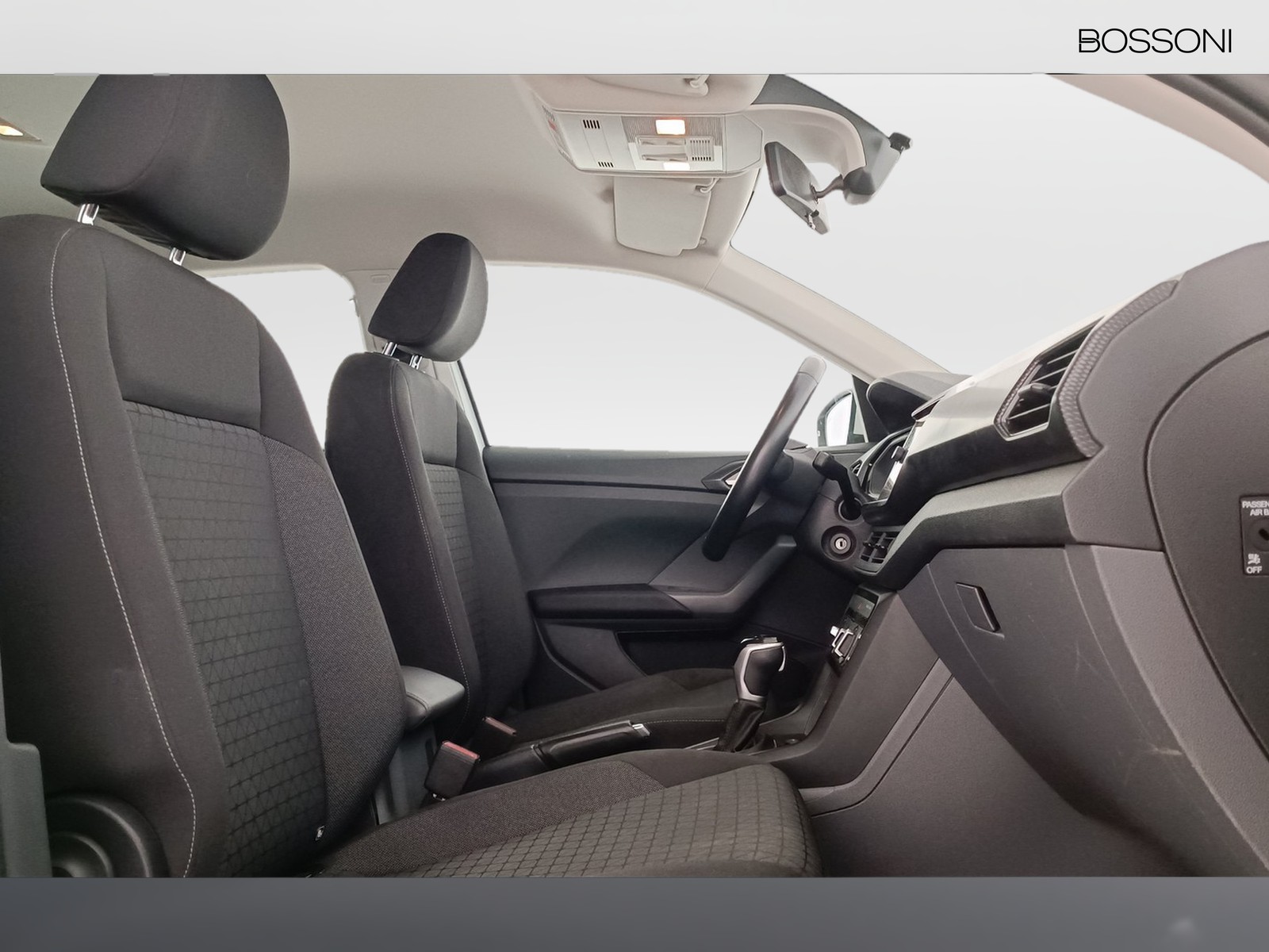8 - Volkswagen T-Cross 1.0 tsi style dsg
