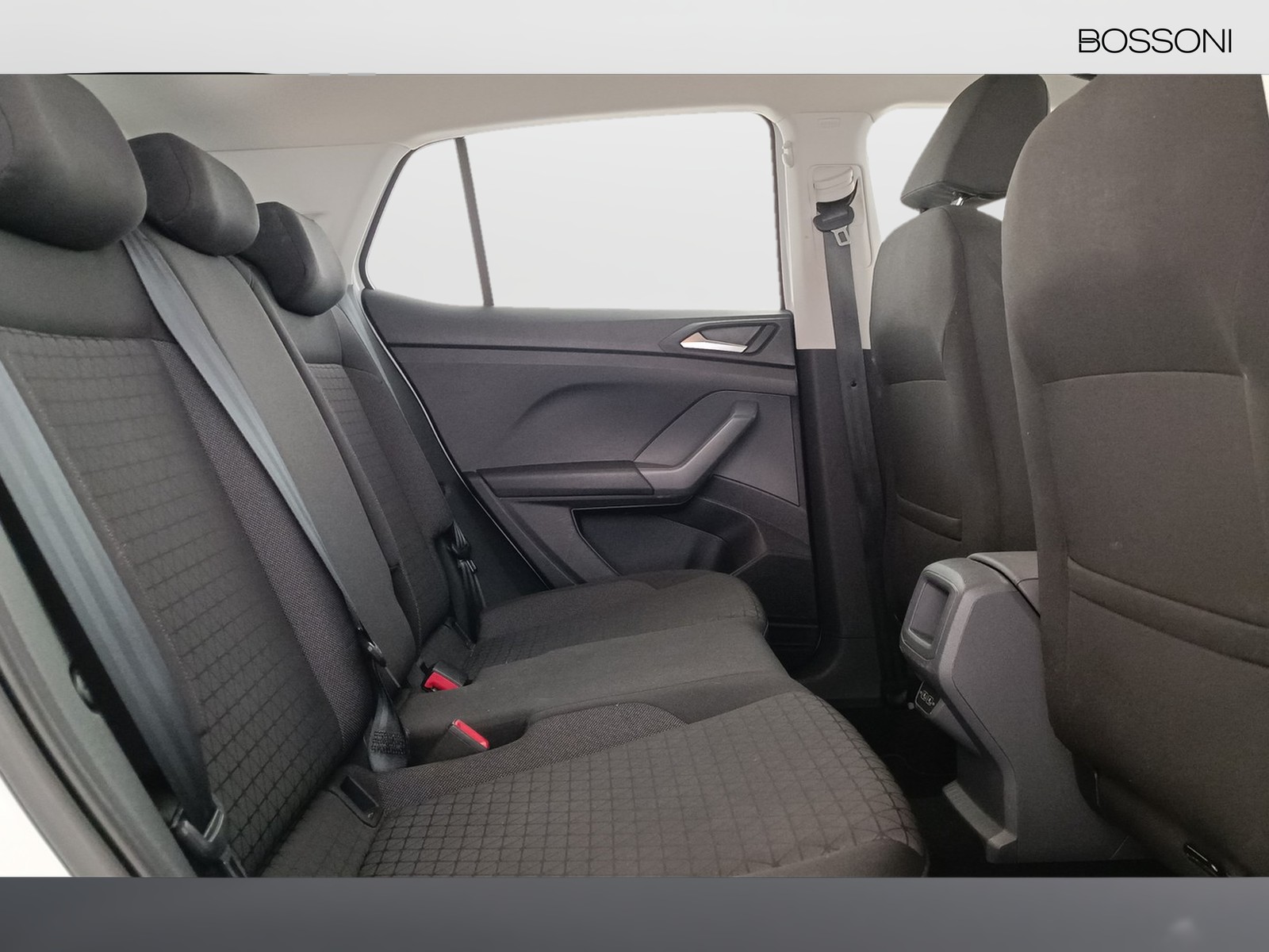 9 - Volkswagen T-Cross 1.0 tsi style dsg