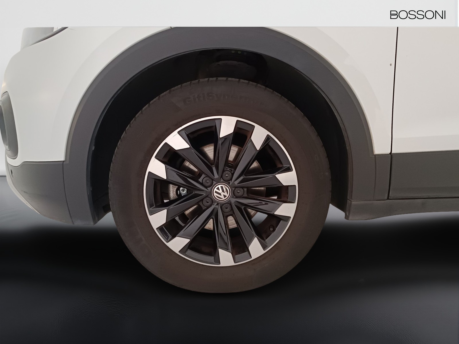 12 - Volkswagen T-Cross 1.0 tsi style dsg