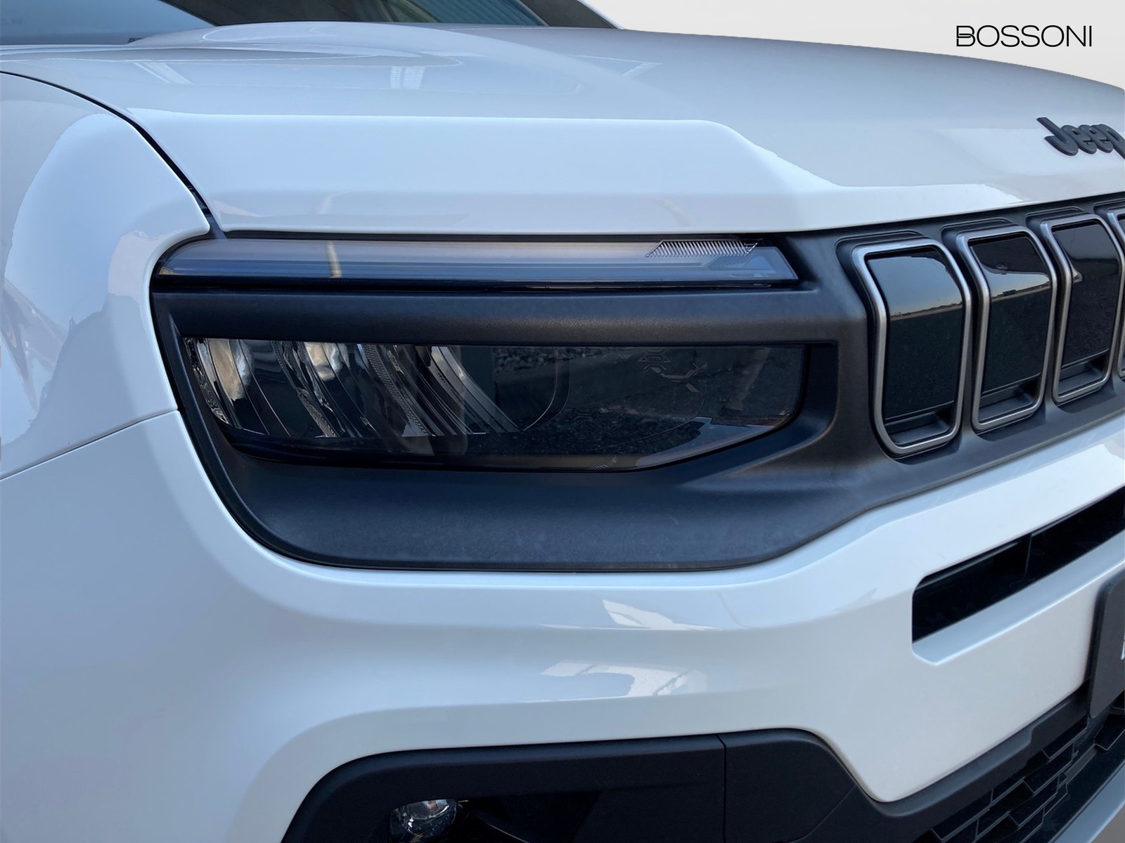 20 - Jeep Avenger 1.2 turbo e-hybrid mhev 110cv black edition fwd edct6