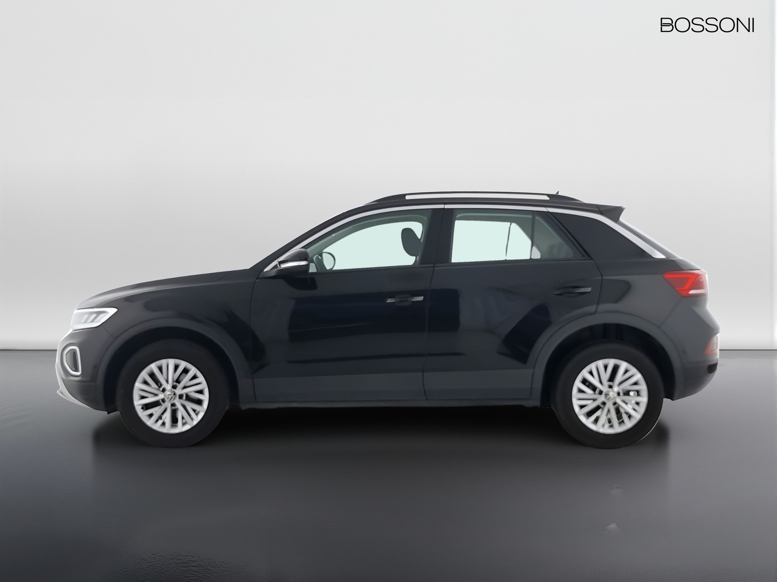 3 - Volkswagen T-Roc 2.0 tdi scr 115cv life