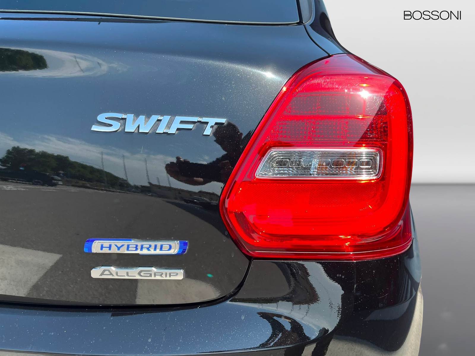 15 - Suzuki Swift 1.2 dualjet hybrid top 4wd allgrip
