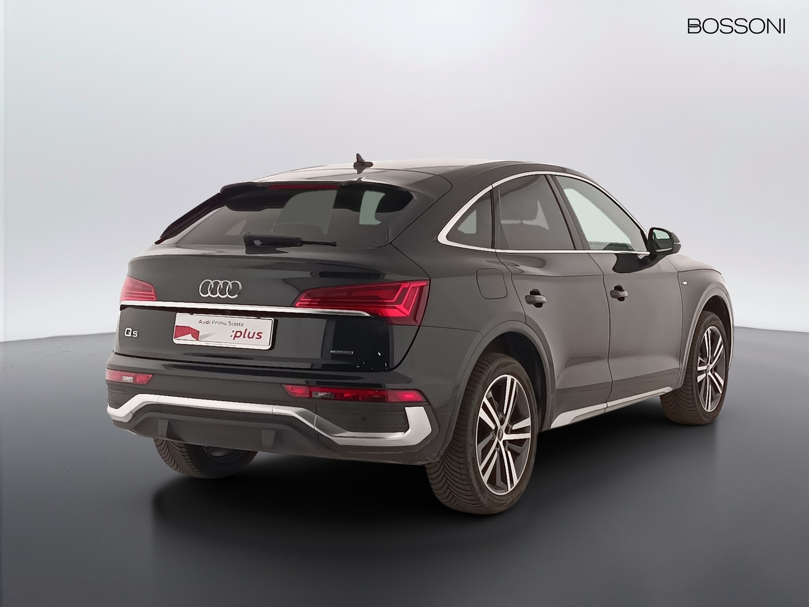 2 - Audi Q5 sportback 40 2.0 tdi mhev 12v s line plus quattro s tronic
