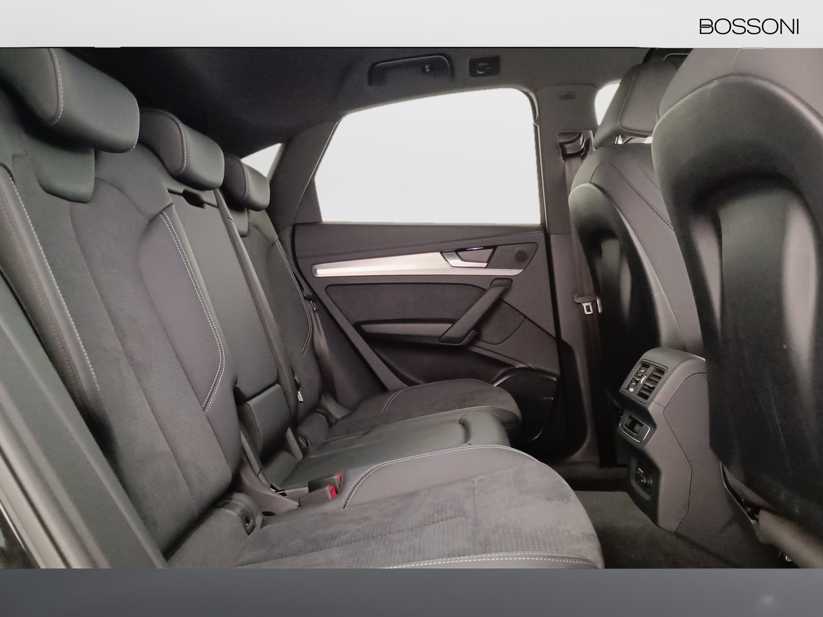 9 - Audi Q5 sportback 40 2.0 tdi mhev 12v s line plus quattro s tronic