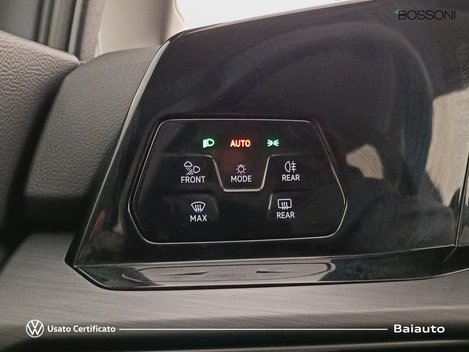 17 - Volkswagen Golf 2.0 tdi scr 115cv style