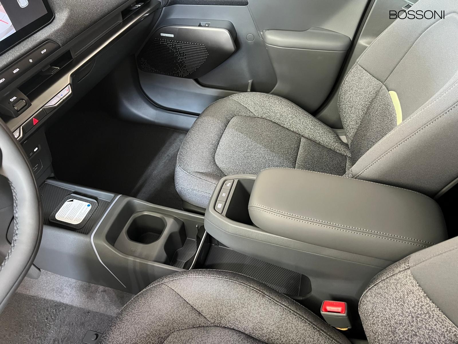 12 - Kia EV2 42,2 kwh earth obc 22kw