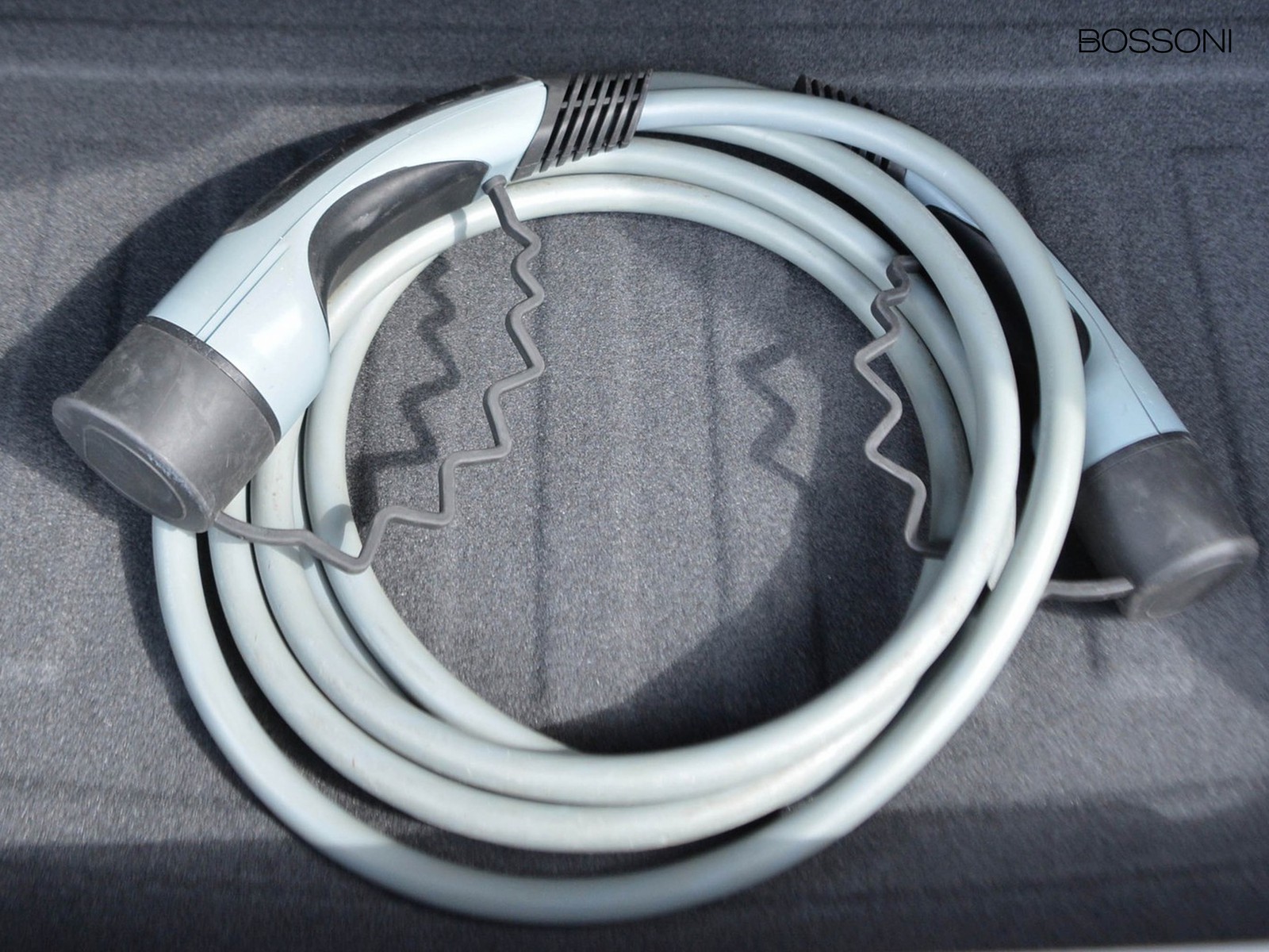 12 - Kia EV2 42,2 kwh earth obc 22kw