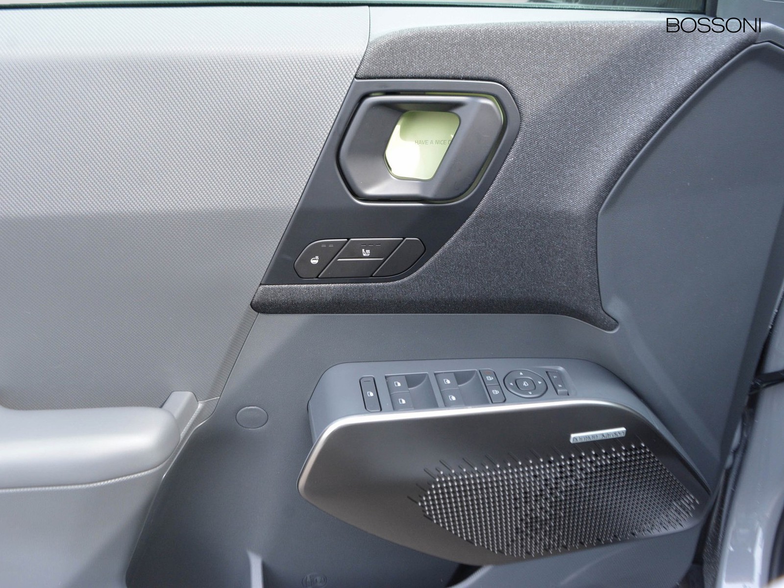 14 - Kia EV2 42,2 kwh earth obc 22kw