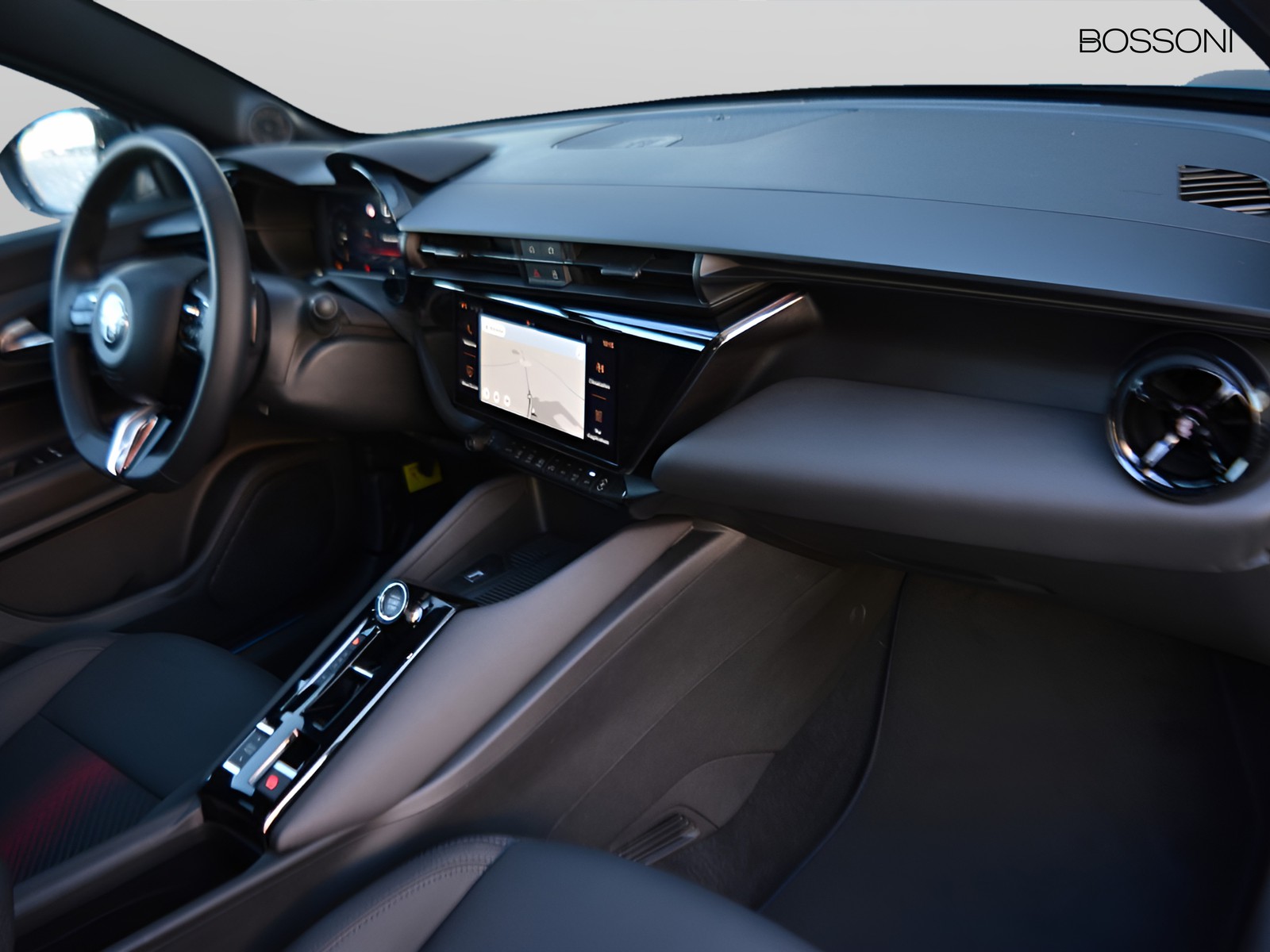 8 - Alfa Romeo Junior 1.2 hybrid 145cv ibrida q4 edct6