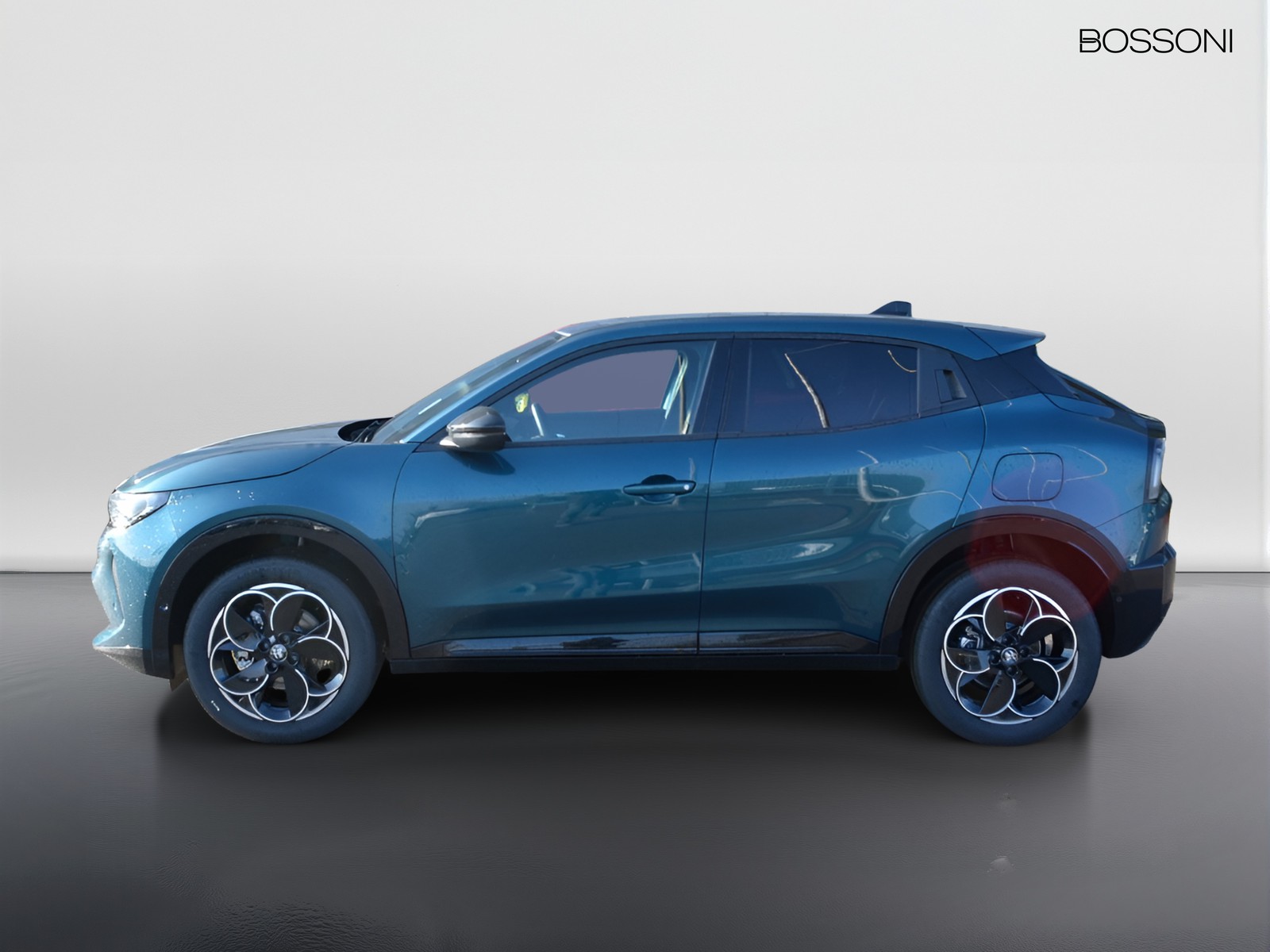 24 - Alfa Romeo Junior 1.2 hybrid 145cv ibrida q4 edct6