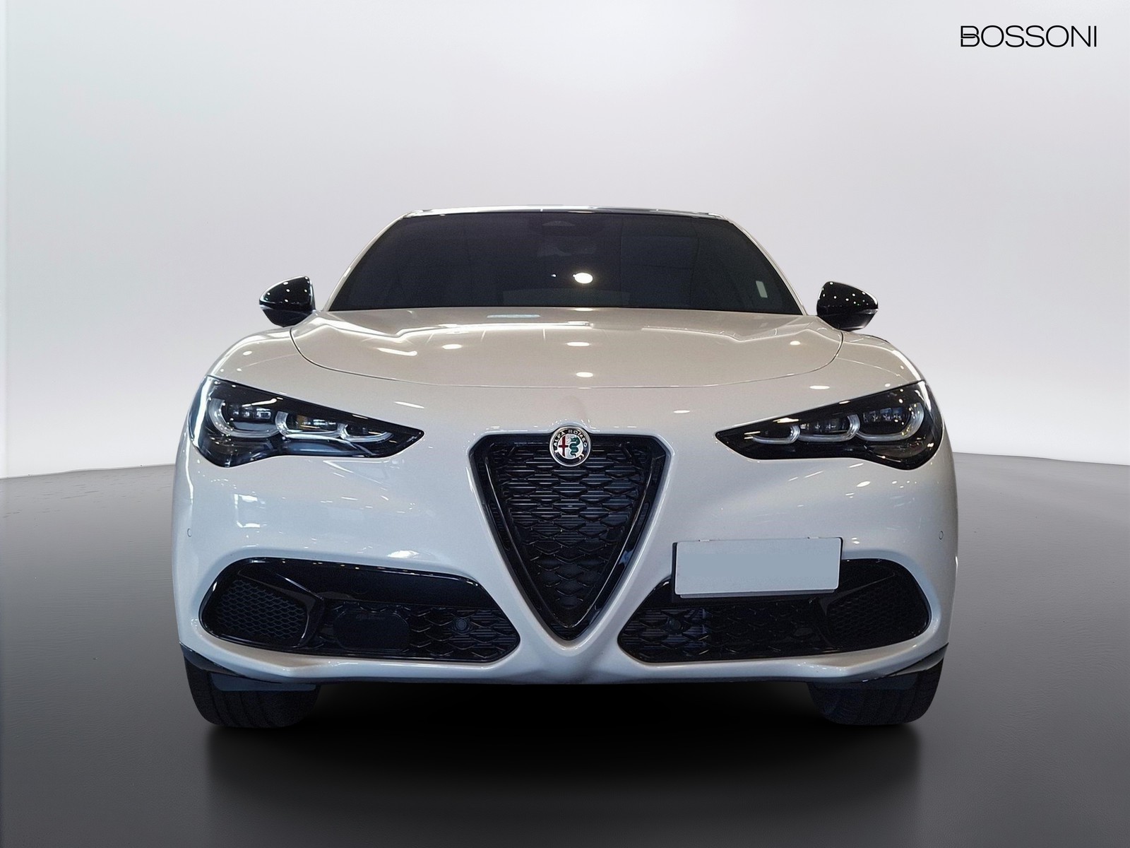2 - Alfa Romeo Stelvio 2.2 turbo 210cv veloce q4 at8