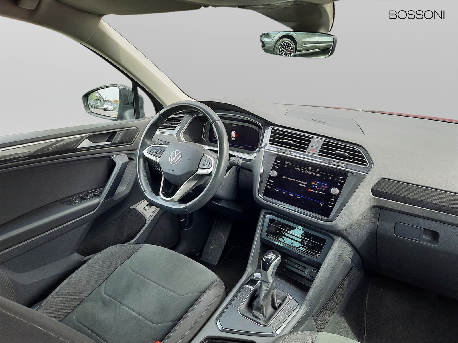 6 - Volkswagen Tiguan 2.0 tdi scr 150cv elegance dsg