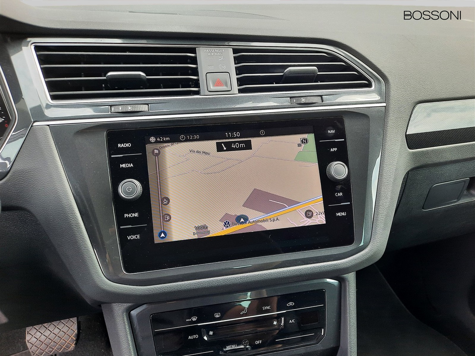 11 - Volkswagen Tiguan 2.0 tdi scr 150cv elegance dsg