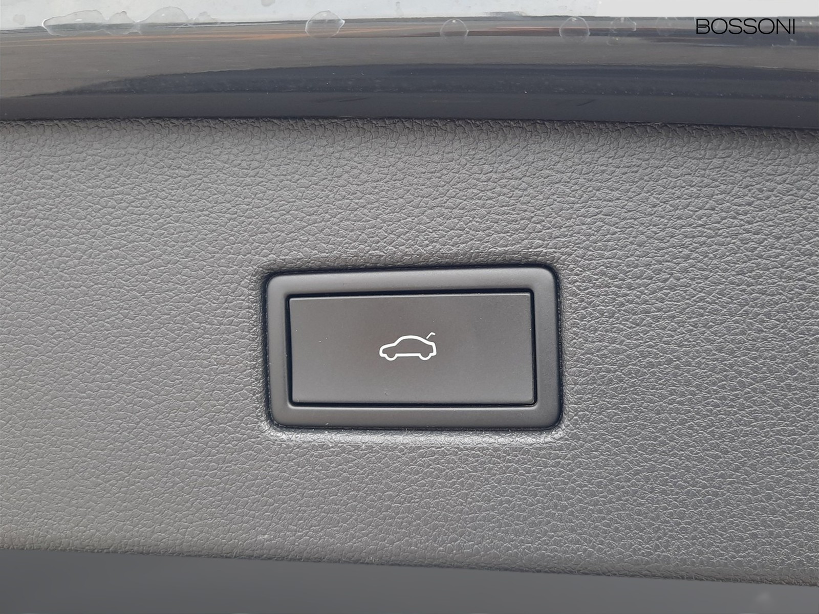 21 - Volkswagen Tiguan 2.0 tdi scr 150cv elegance dsg