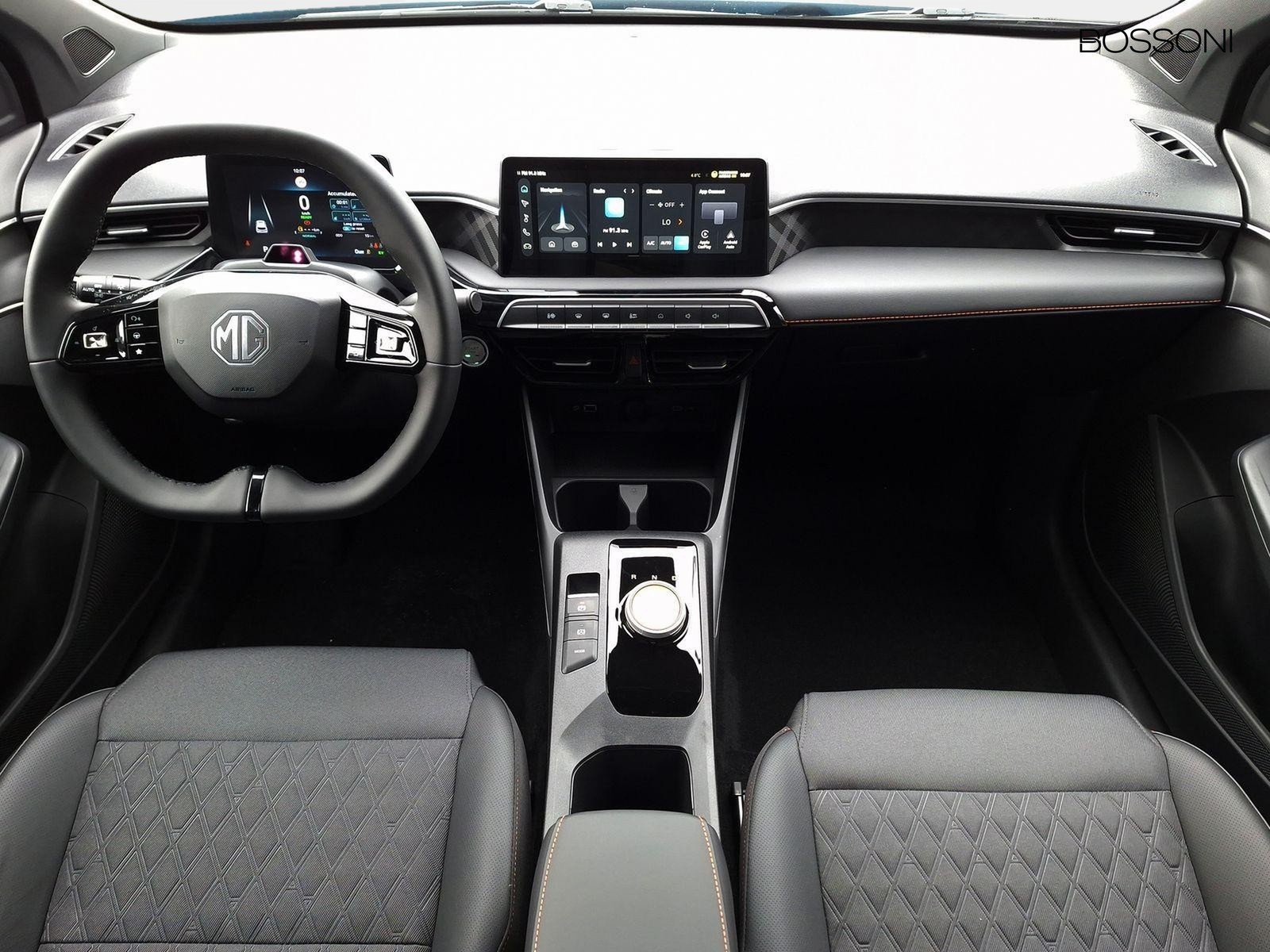 8 - Mg MG3 1.5 hybrid+ luxury
