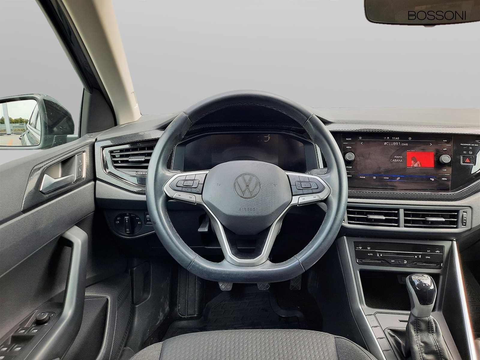 8 - Volkswagen Polo 1.0 evo 80cv life