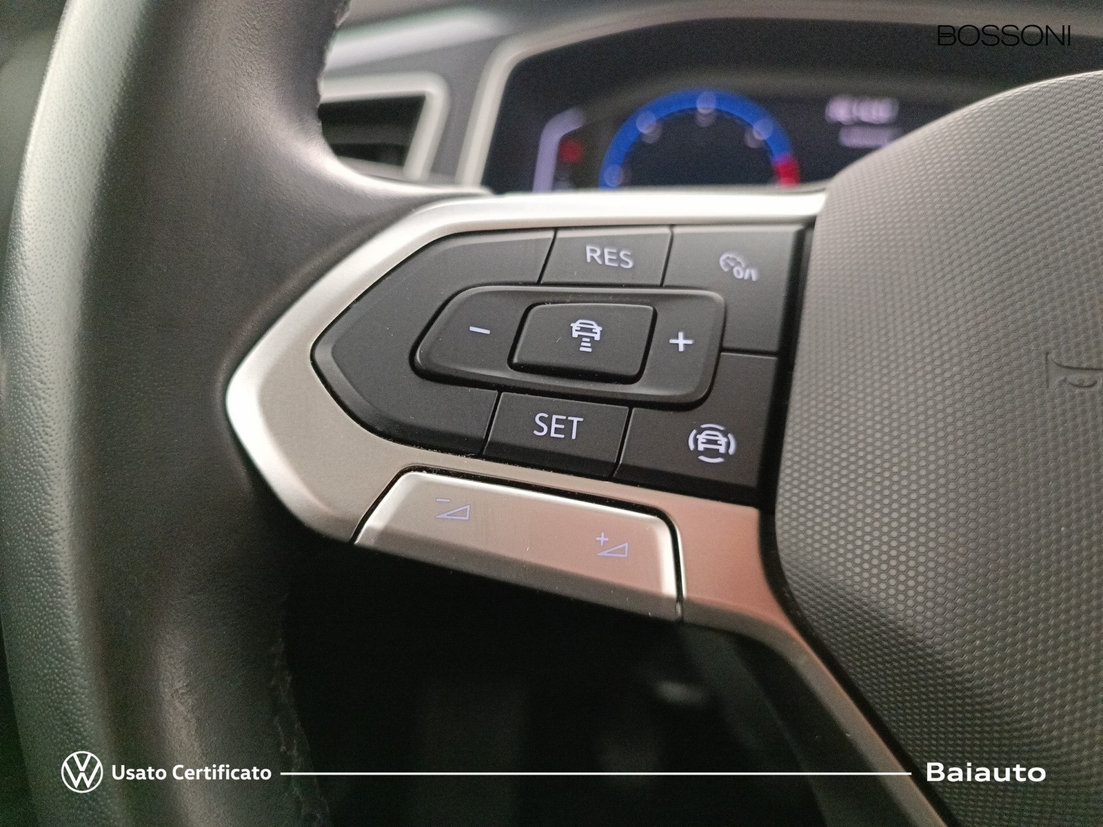 15 - Volkswagen T-Roc 2.0 tdi scr 115cv style