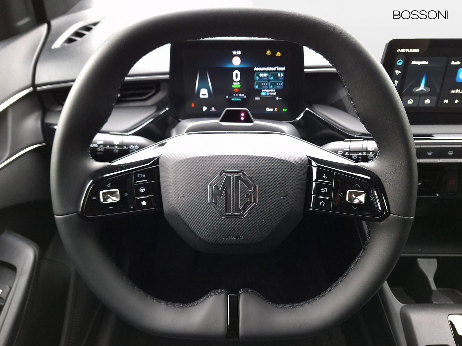 9 - Mg MG3 1.5 hybrid+ luxury