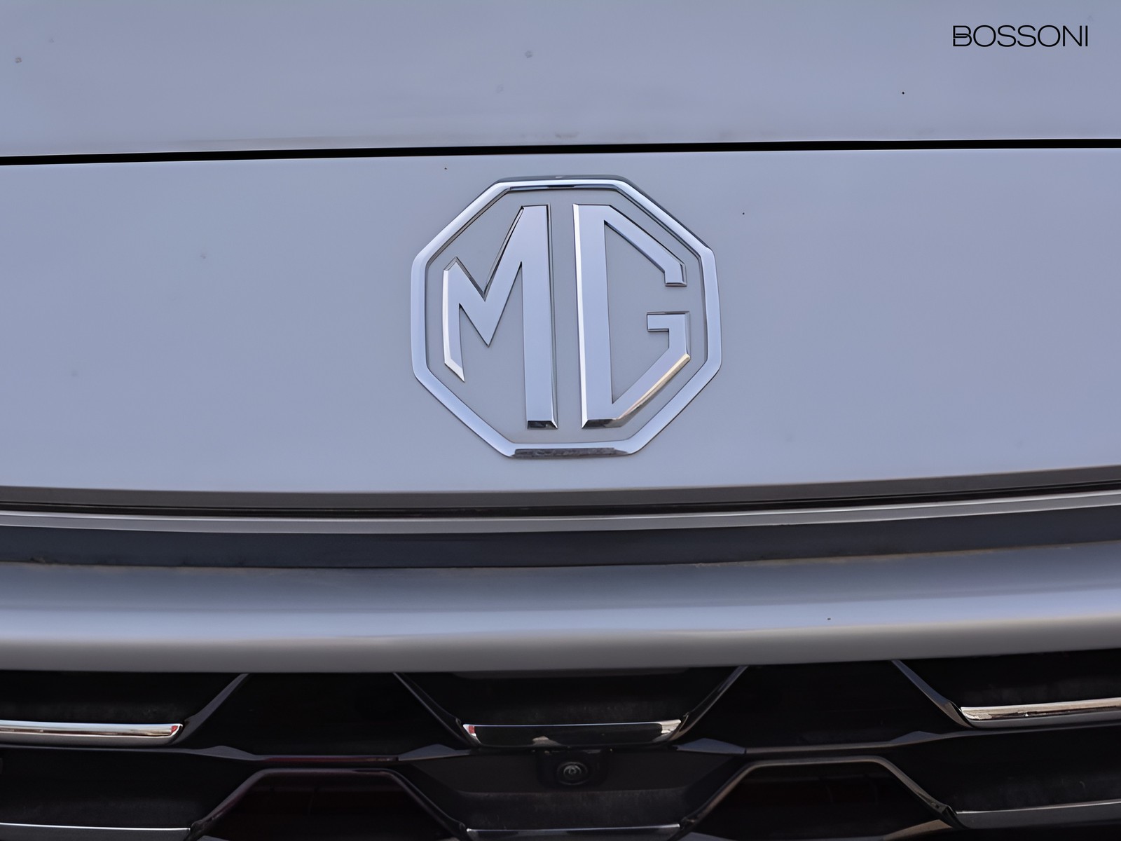 22 - Mg ZS 1.5 hybrid+ luxury auto