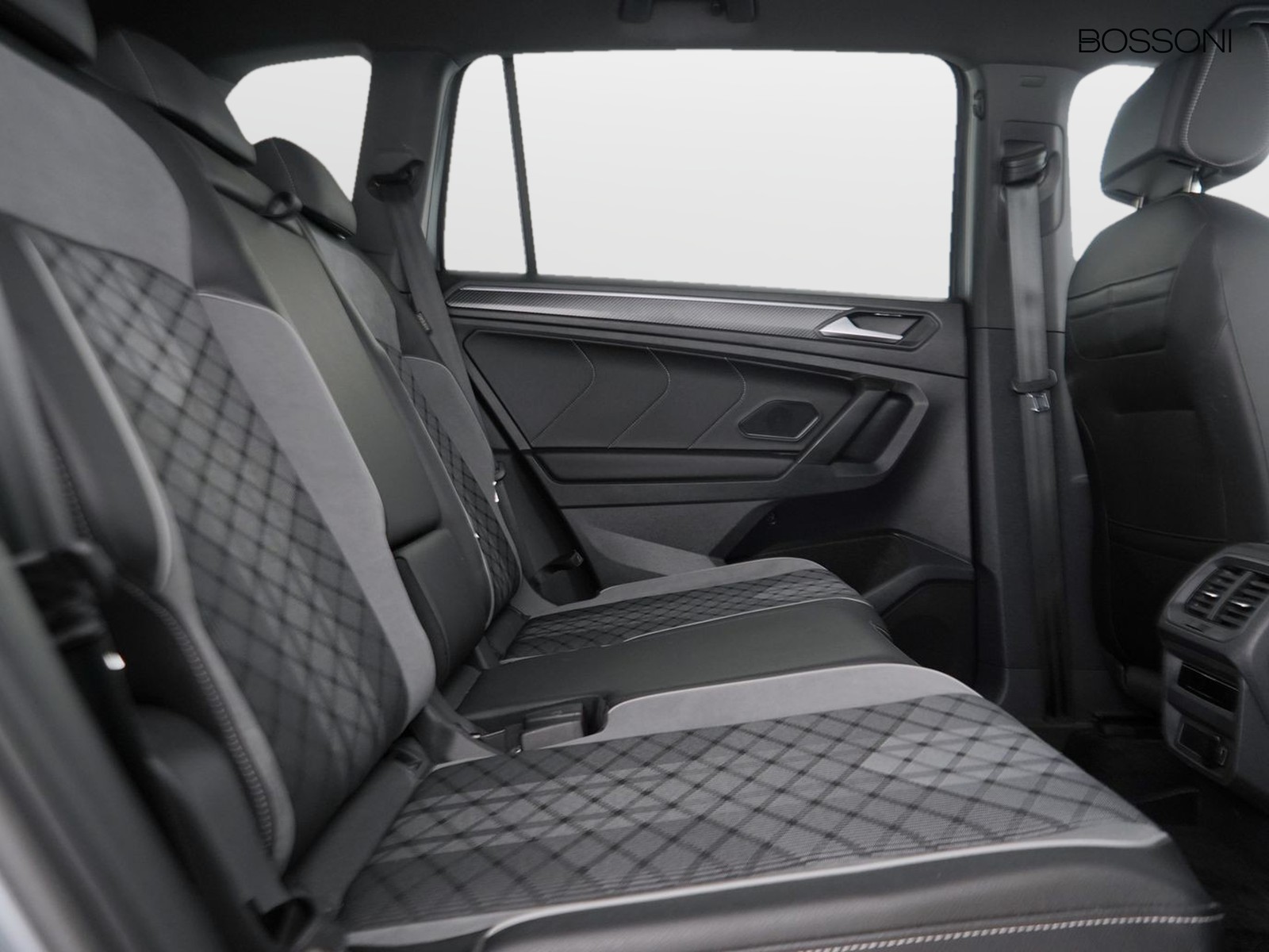9 - Volkswagen Tiguan allspace 2.0 tdi scr 150cv elegance dsg