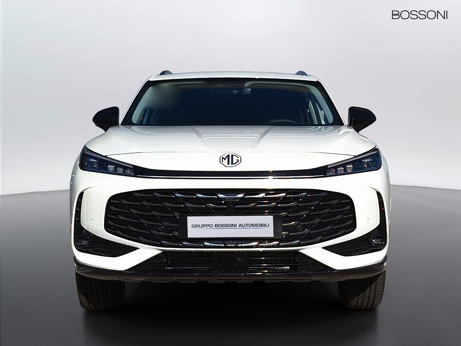 2 - Mg HS 1.5 phev luxury auto