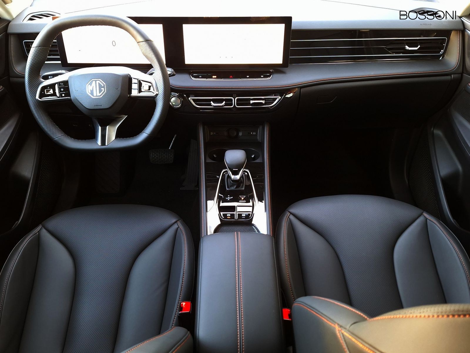 8 - Mg HS 1.5 phev luxury auto