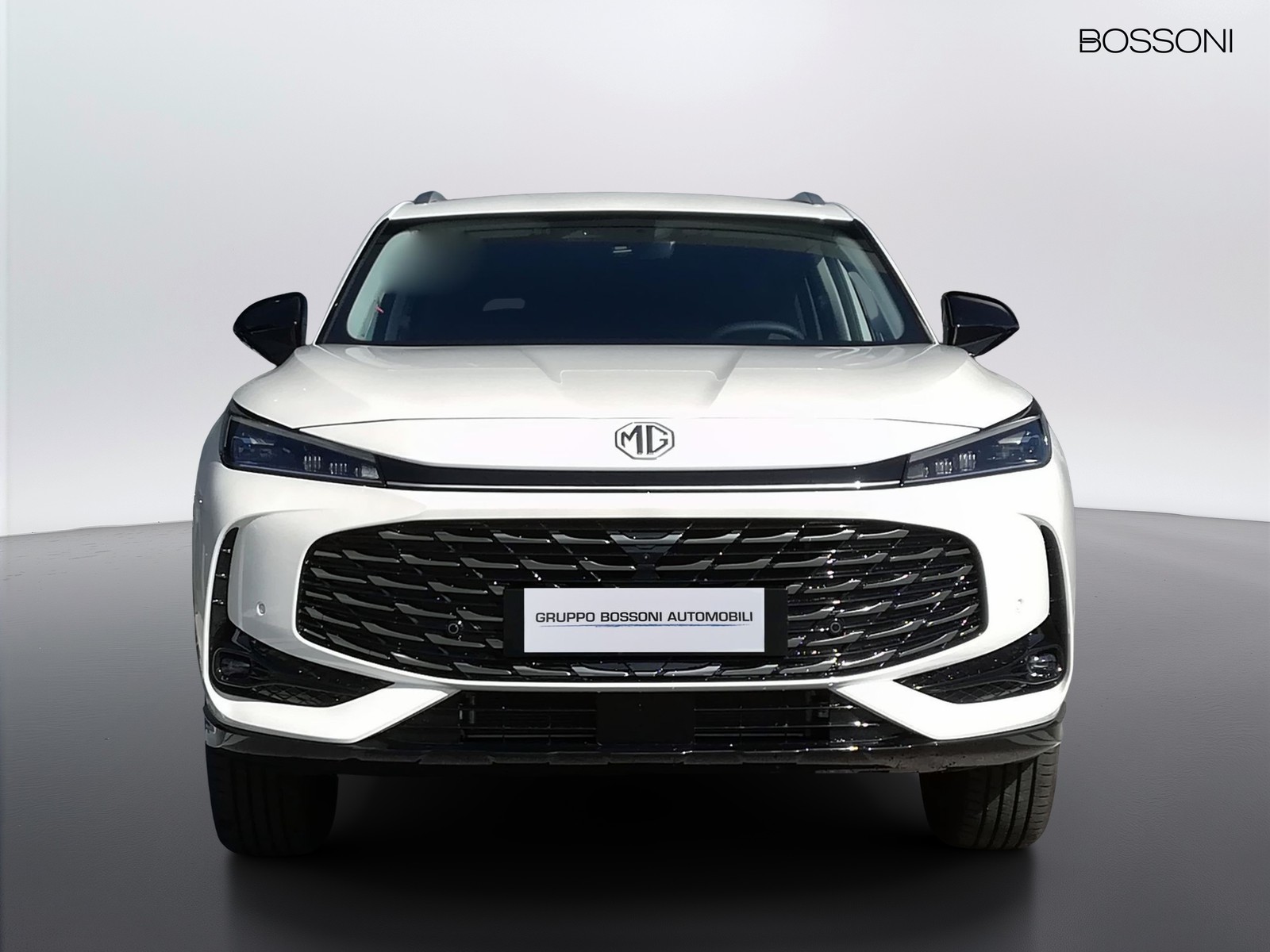2 - Mg HS 1.5 phev luxury auto