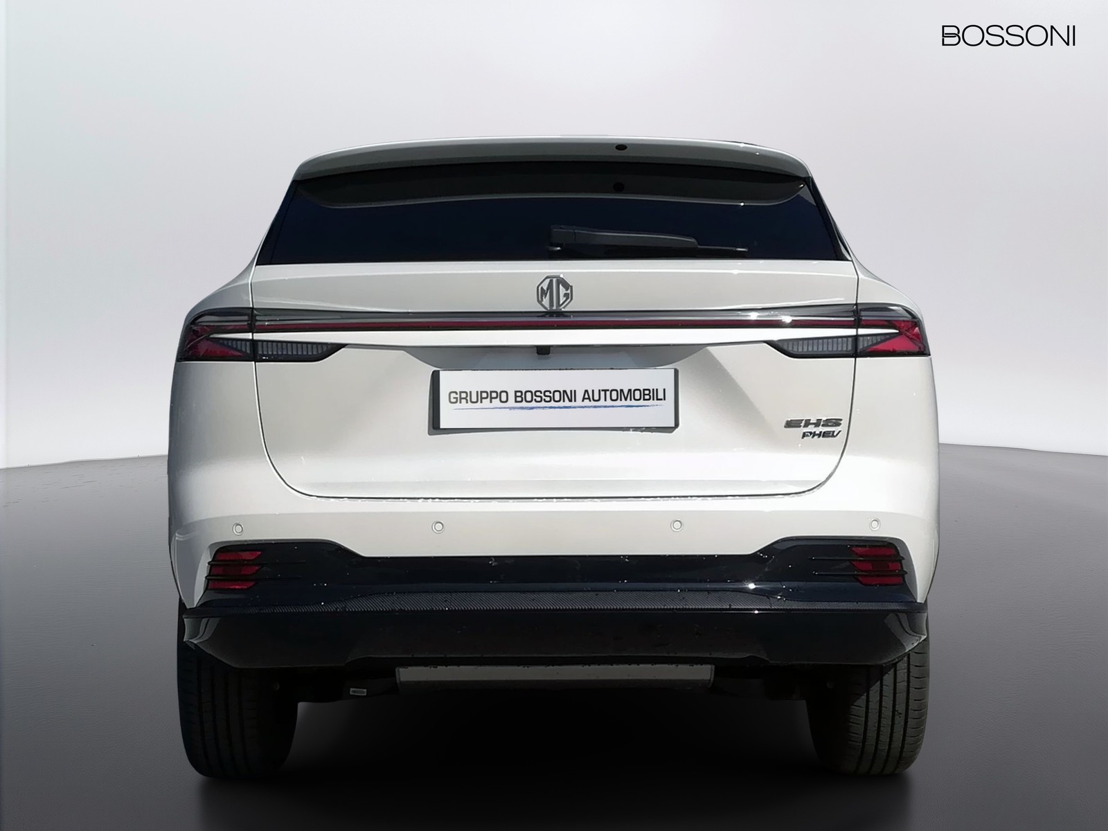5 - Mg HS 1.5 phev luxury auto