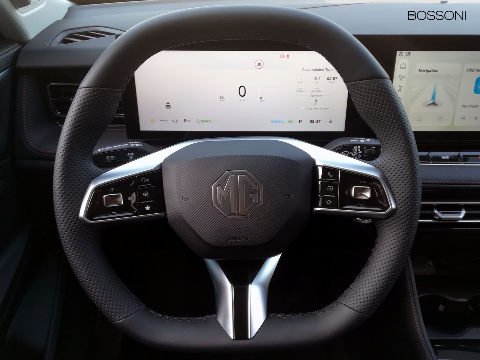 9 - Mg HS 1.5 phev luxury auto