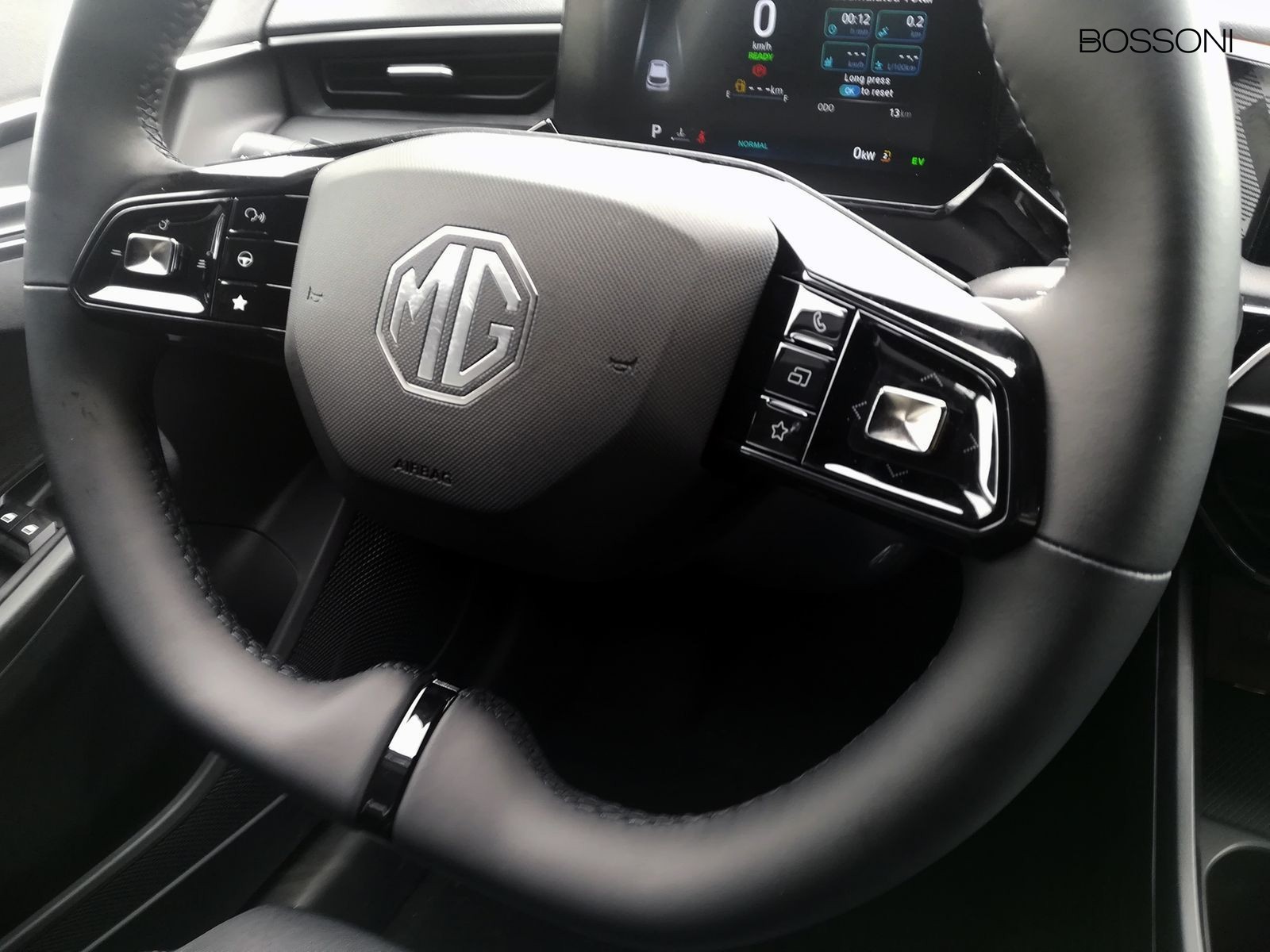 20 - Mg MG3 1.5 hybrid+ luxury