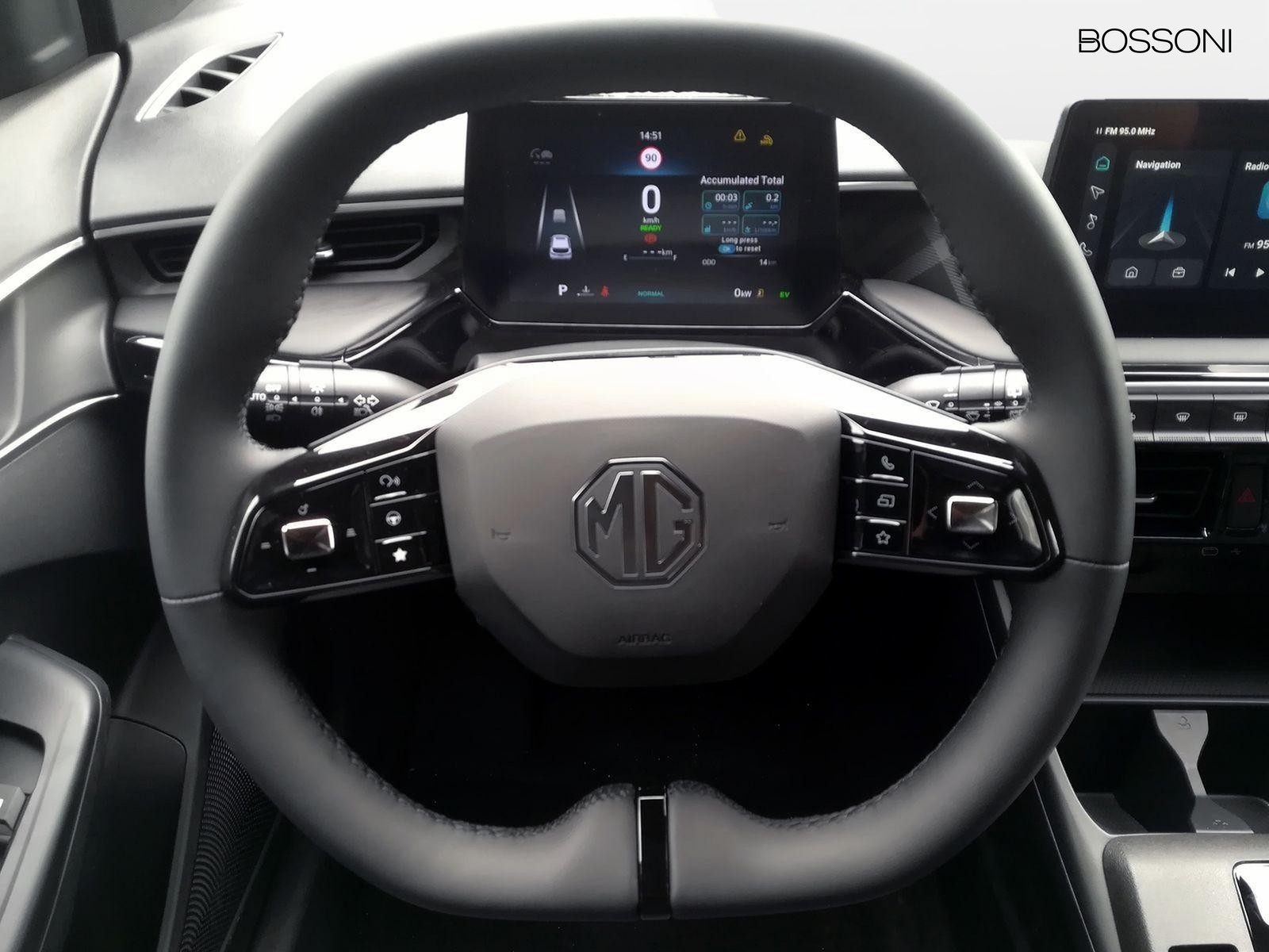9 - Mg MG3 1.5 hybrid+ luxury