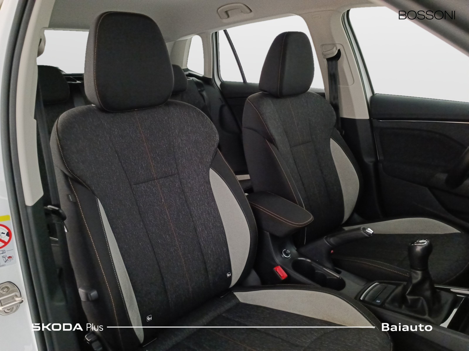 20 - Skoda Kamiq 1.0 tsi 95cv black dots