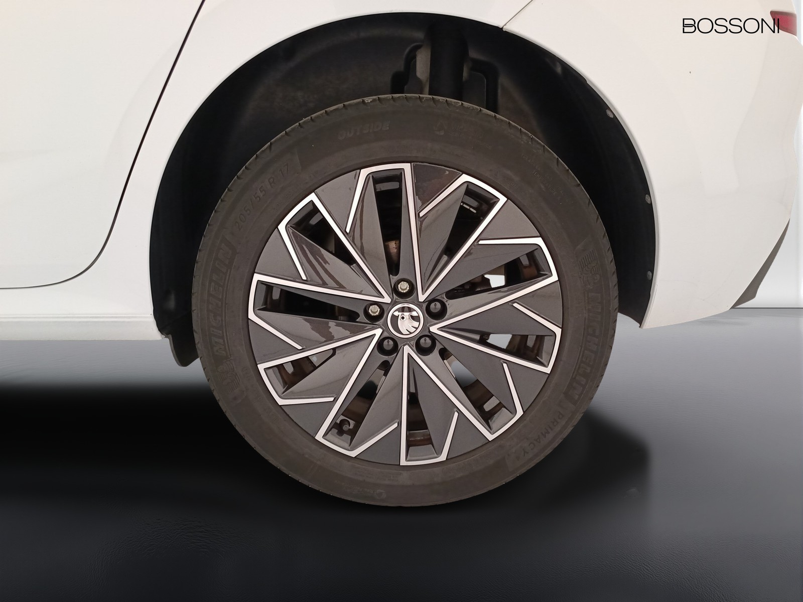 26 - Skoda Kamiq 1.0 tsi 95cv black dots