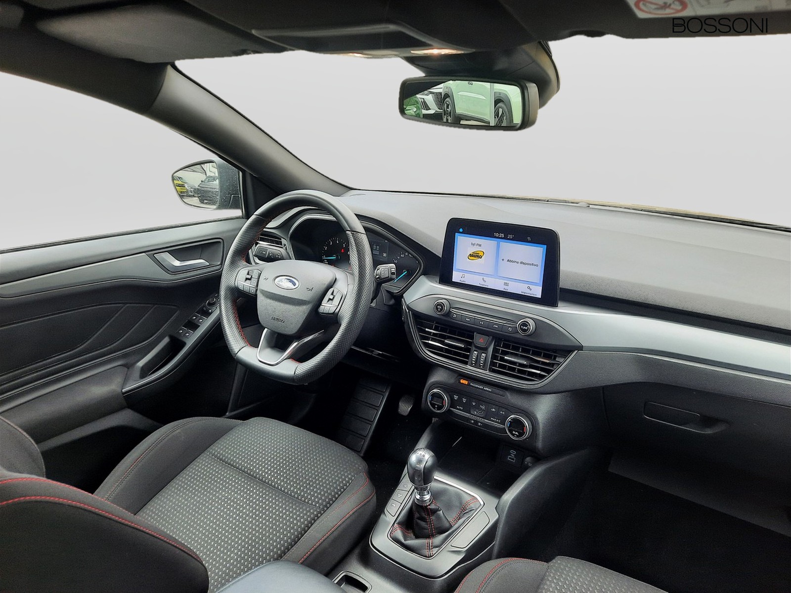 6 - Ford Focus 5 porte 1.0 ecoboost hybrid 125cv st-line style