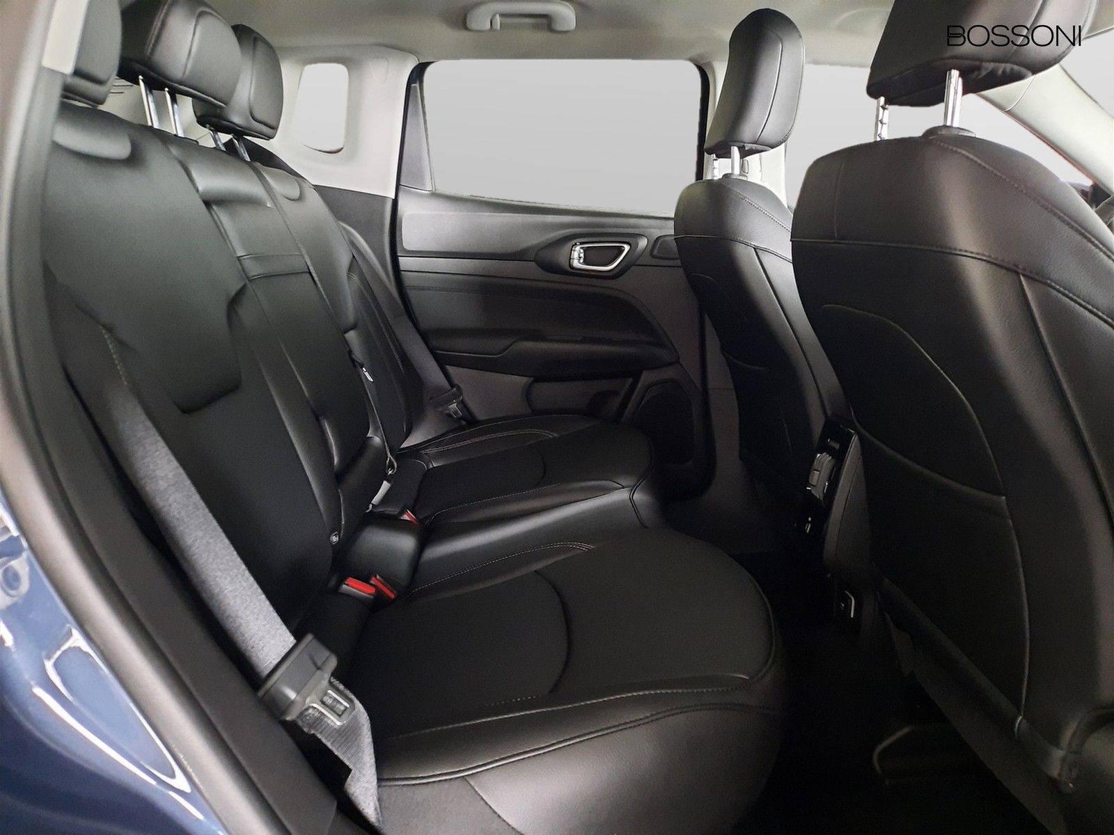 8 - Jeep Compass 1.6 multijet ii 130cv s 2wd