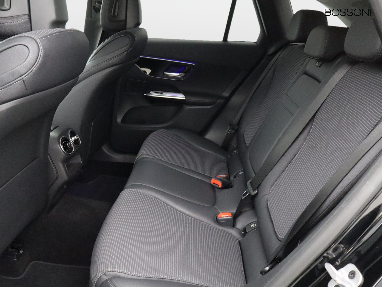 8 - Mercedes GLC suv 220 d advanced plus 4matic 9g-tronic