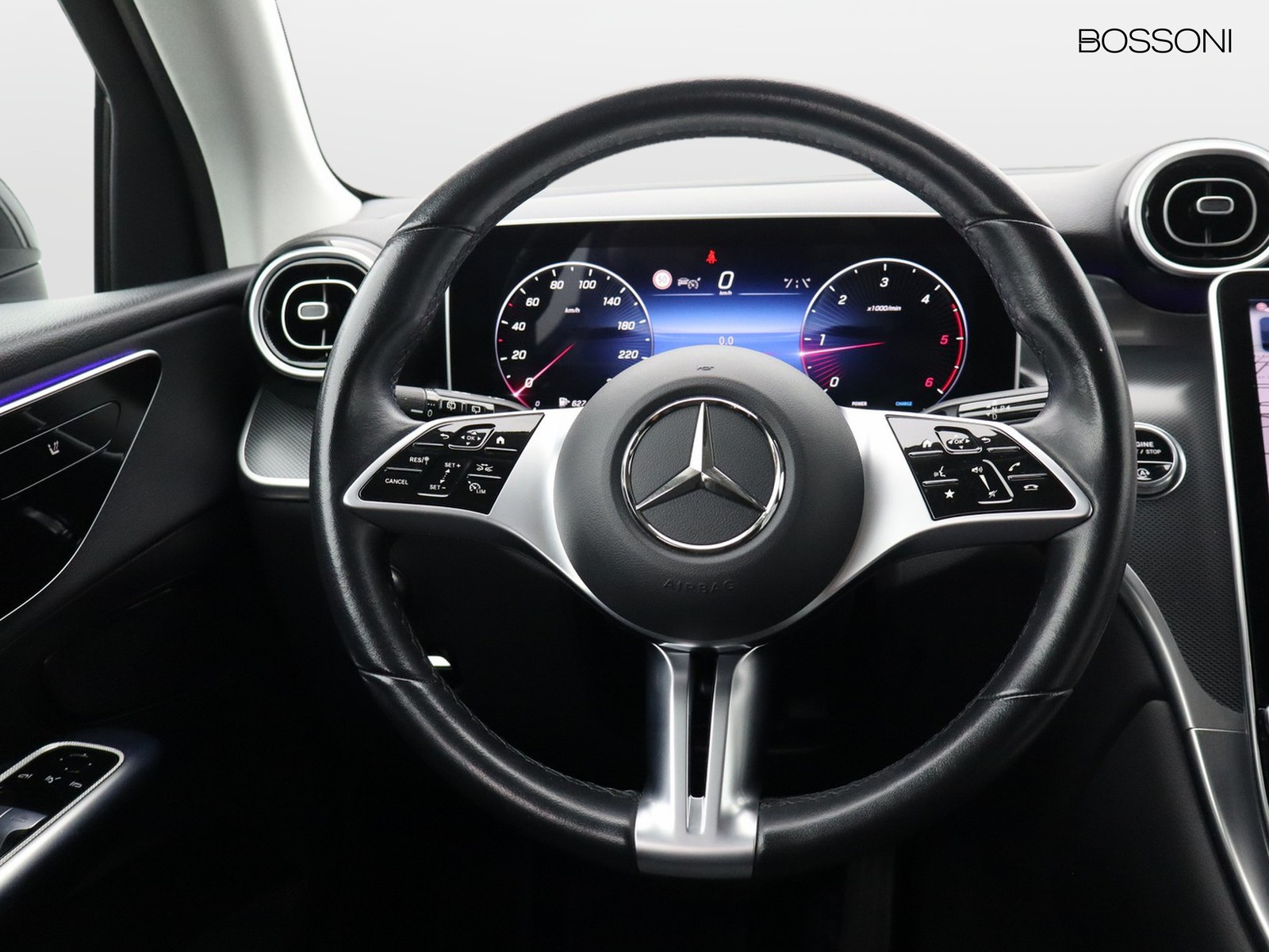 16 - Mercedes GLC suv 220 d advanced plus 4matic 9g-tronic