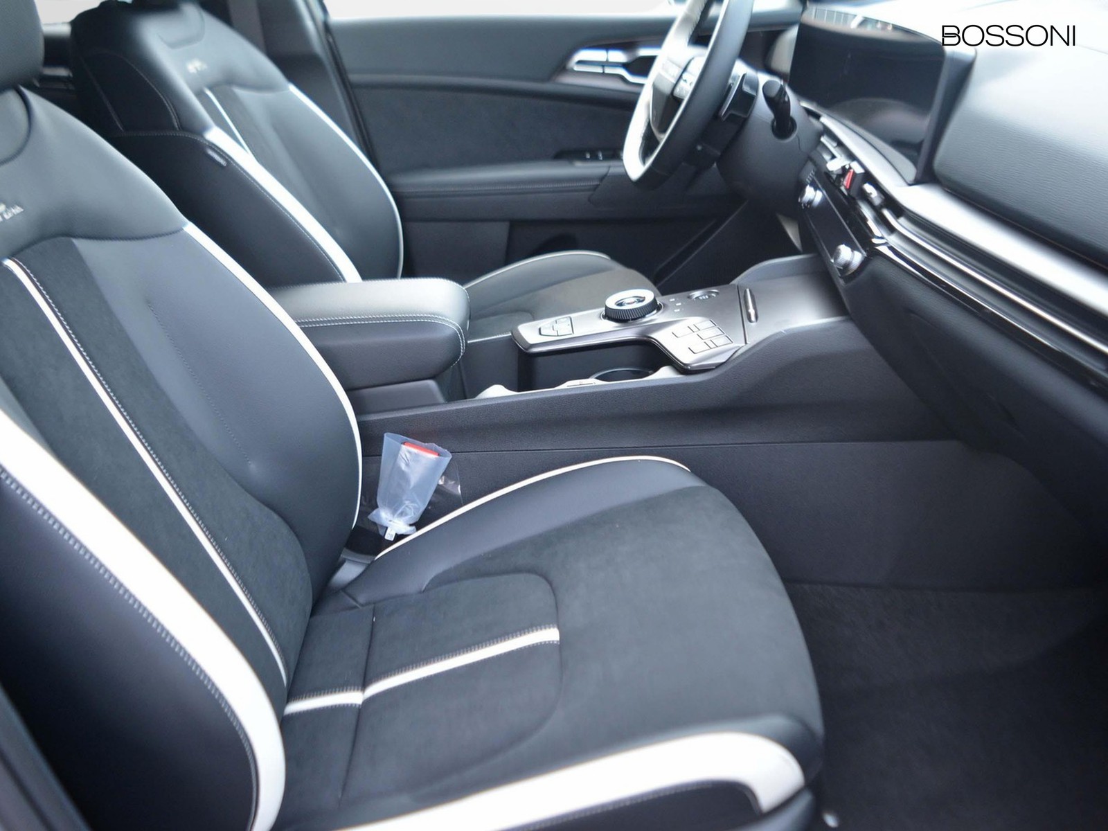 5 - Kia Sportage 1.6 crdi mhev gt-line sunroof pack dct7