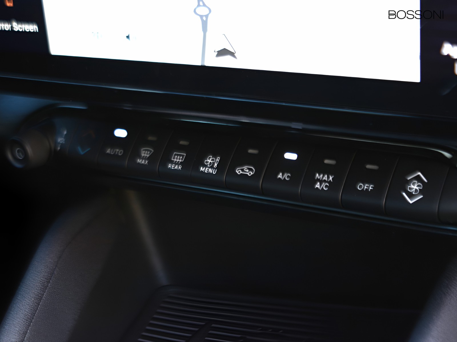 11 - Alfa Romeo Junior 1.2 hybrid 145cv ibrida q4 edct6