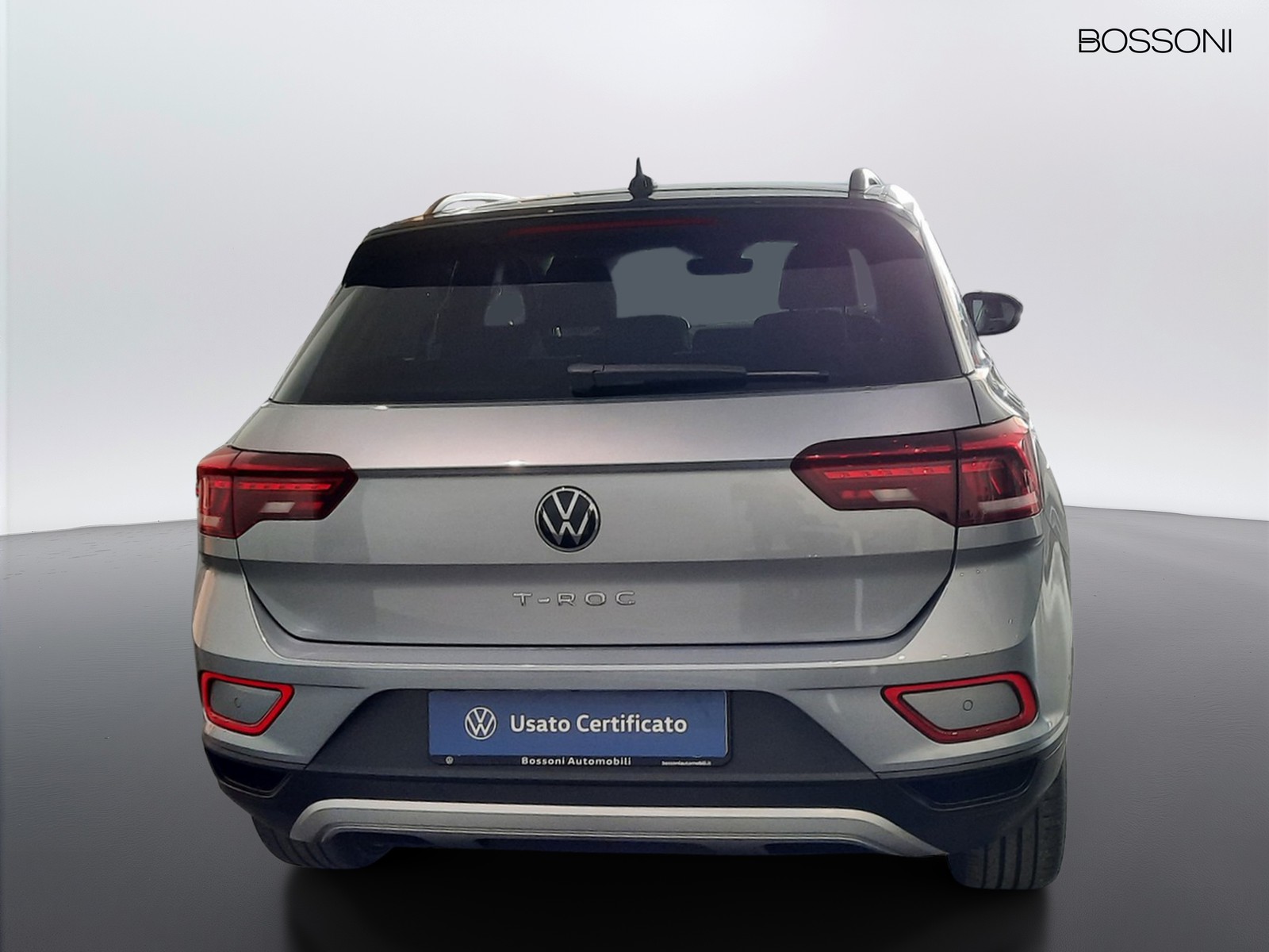 5 - Volkswagen T-Roc 1.0 tsi 110cv life