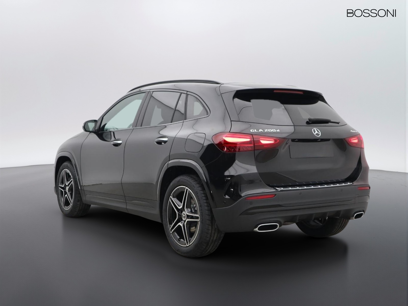 5 - Mercedes GLA 200 d amg line premium 4matic 8g-dct