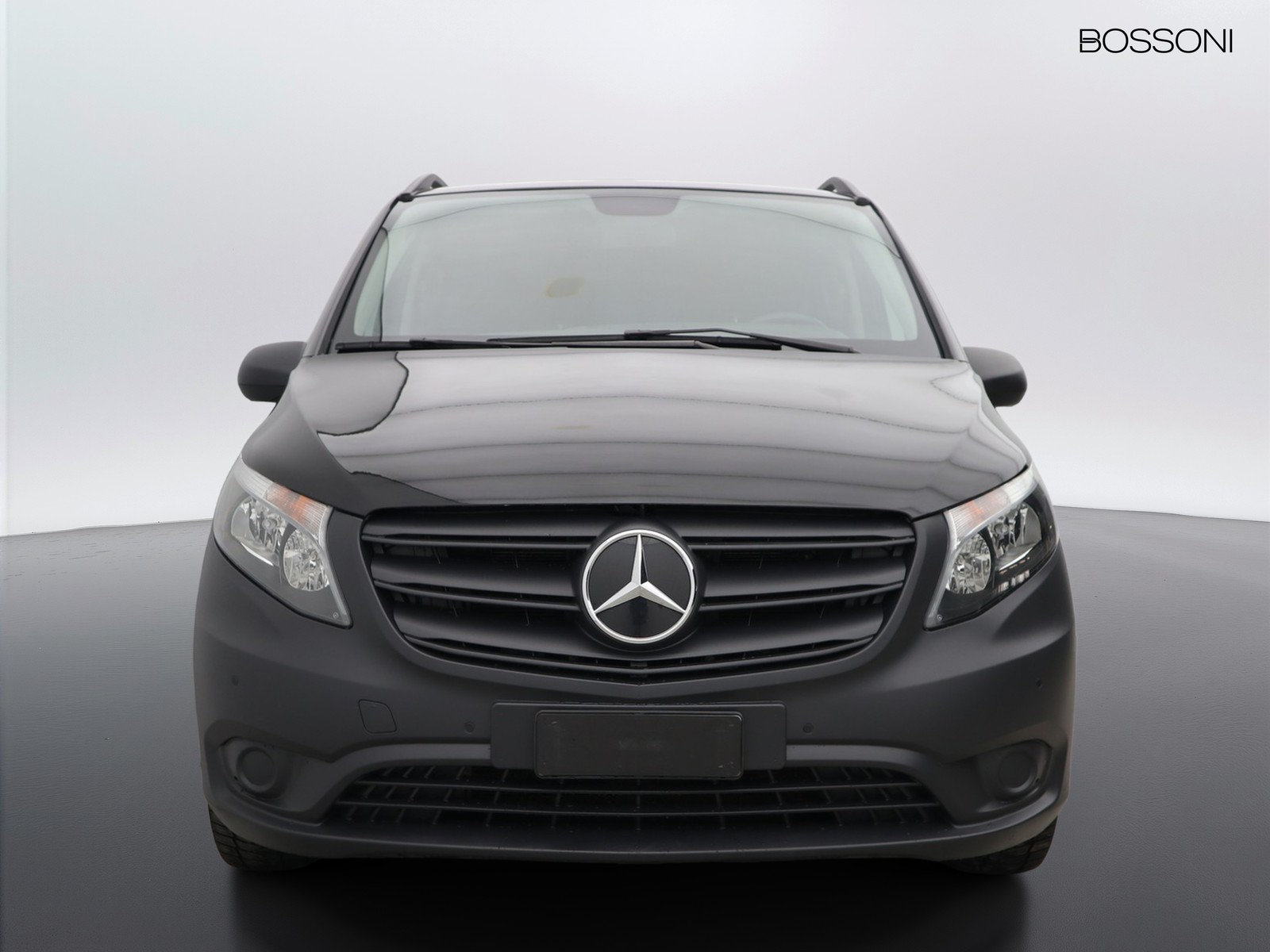 2 - Mercedes Vans Vito 114 cdi long tourer pro auto my20