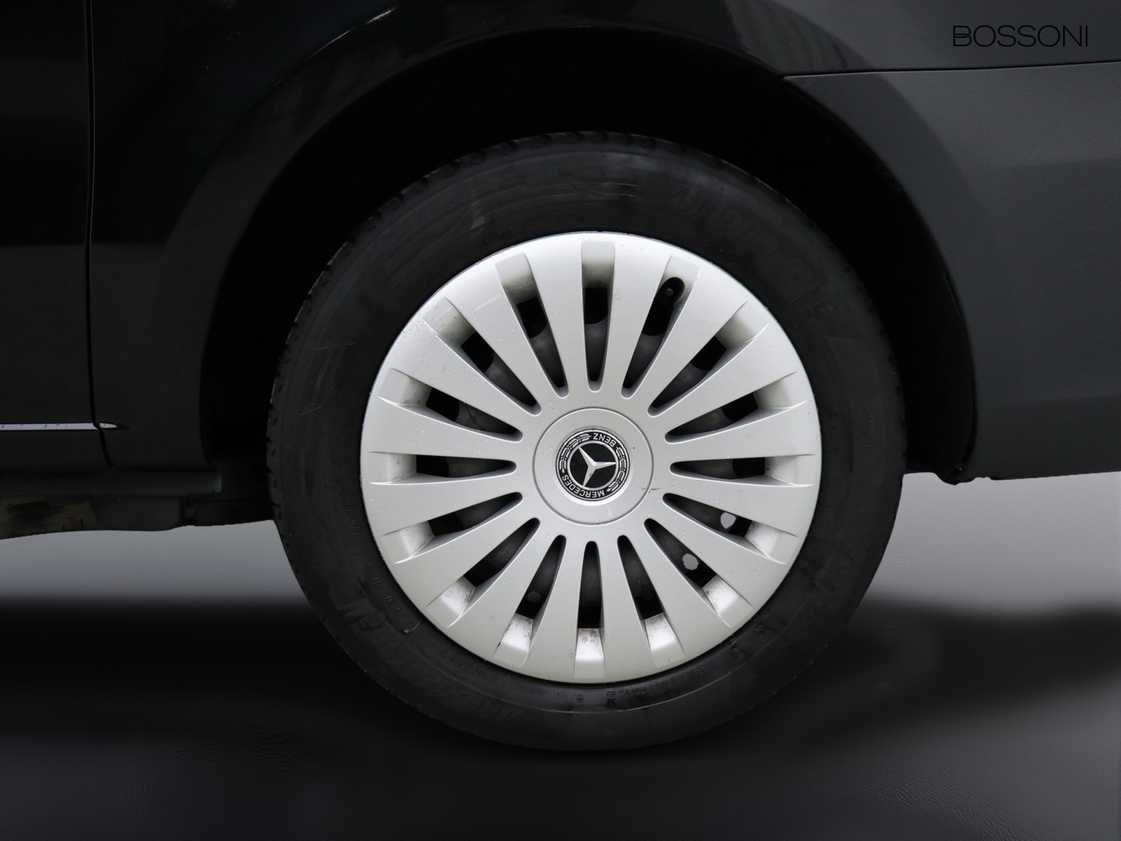 4 - Mercedes Vans Vito 114 cdi long tourer pro auto my20