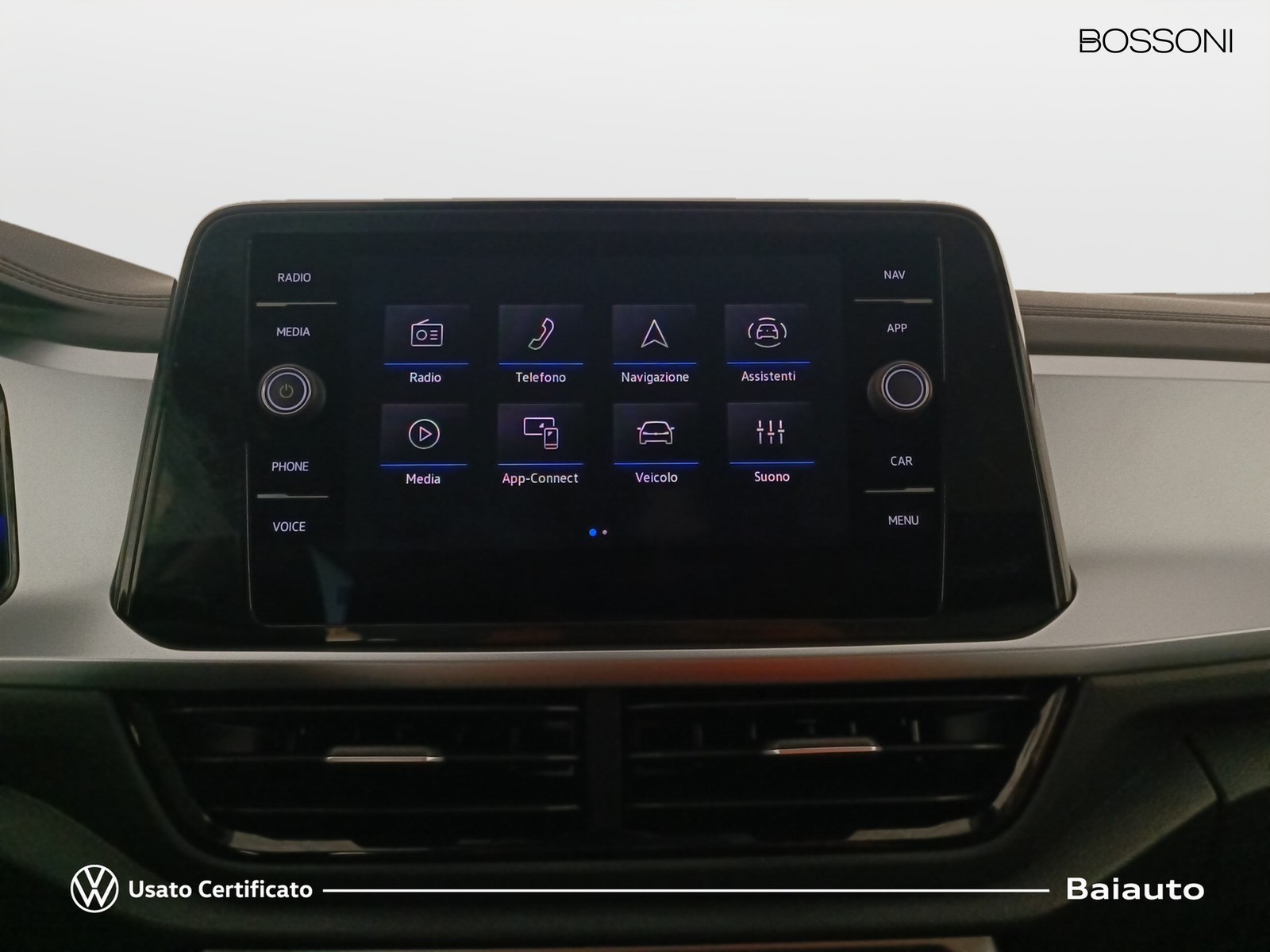 10 - Volkswagen T-Roc 2.0 tdi scr 150cv life dsg