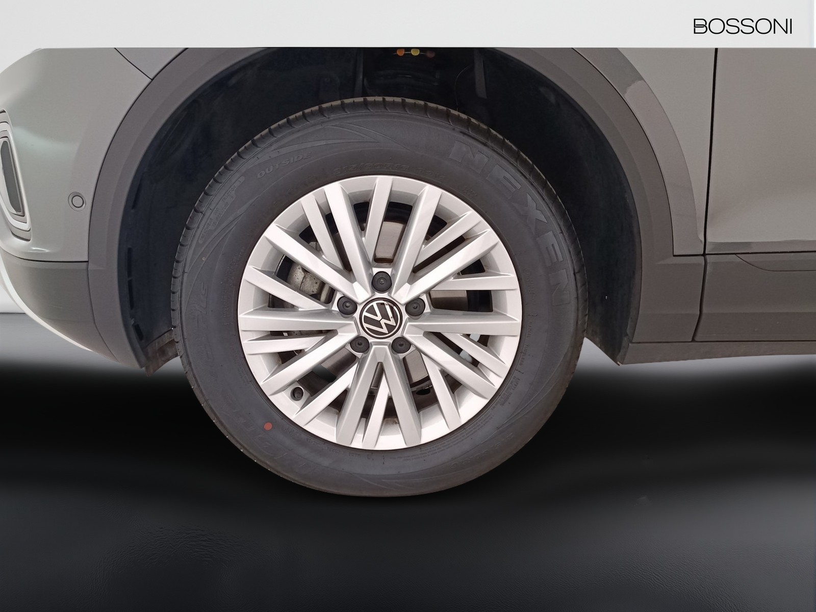 12 - Volkswagen T-Roc 1.5 tsi act life dsg