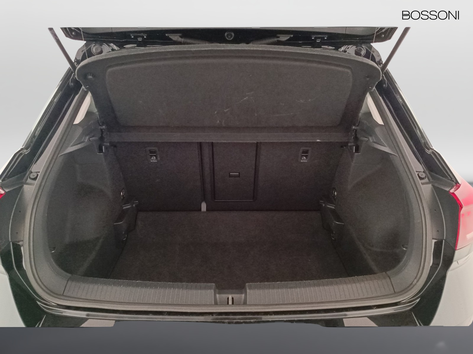 10 - Volkswagen T-Roc 2.0 tdi scr 150cv life dsg