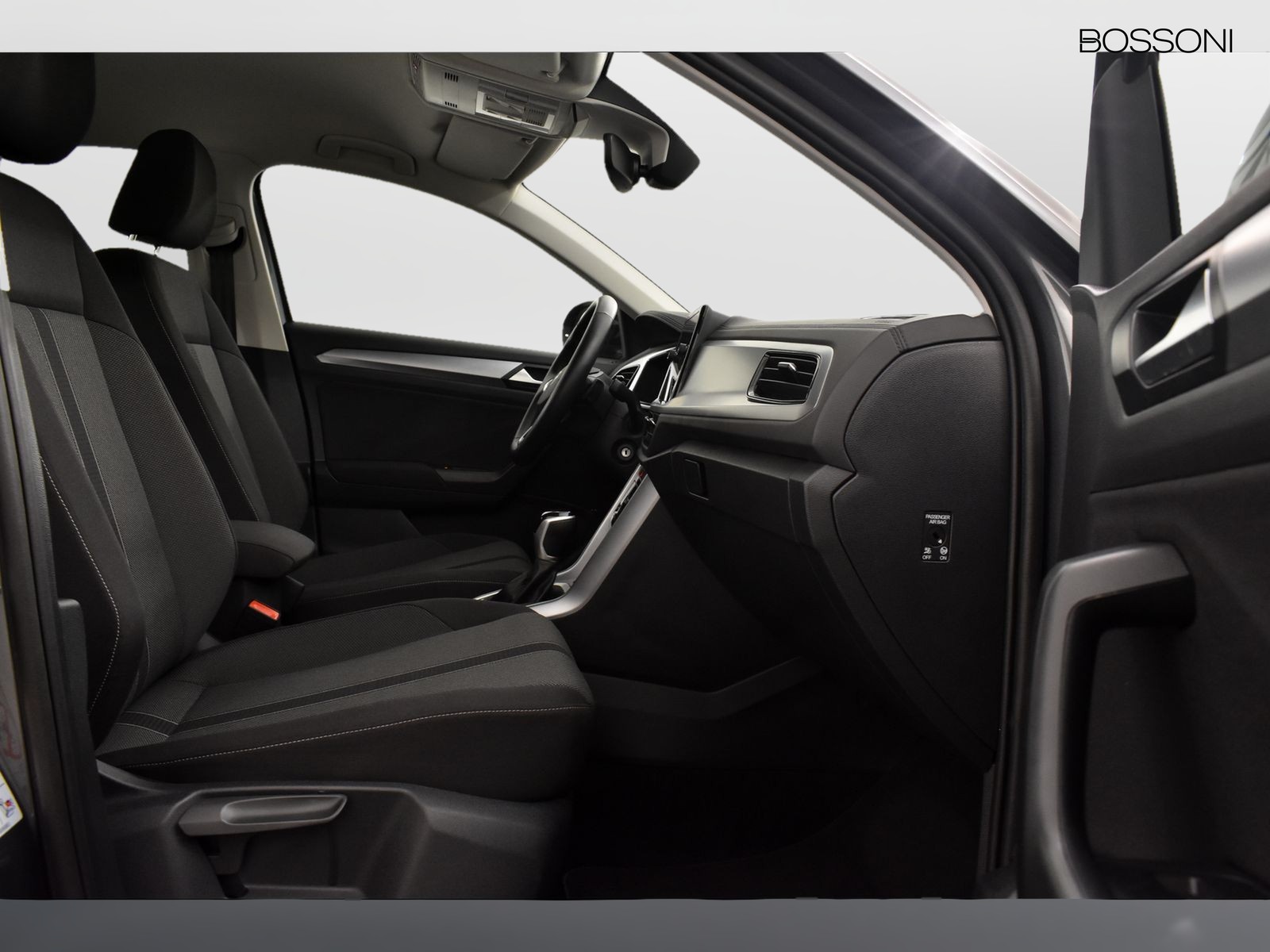 8 - Volkswagen T-Roc 2.0 tdi scr 150cv life dsg