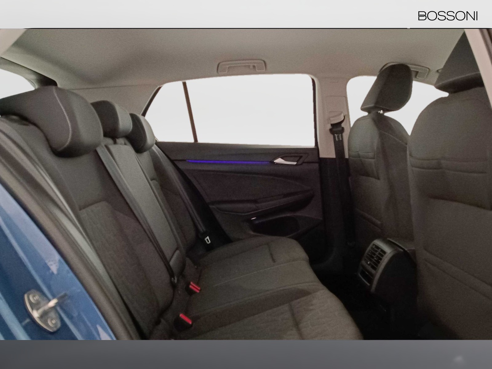 9 - Volkswagen Golf 2.0 tdi scr 115cv life