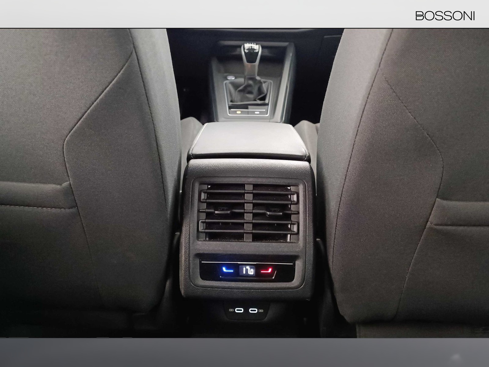 36 - Volkswagen Golf 2.0 tdi scr 115cv life