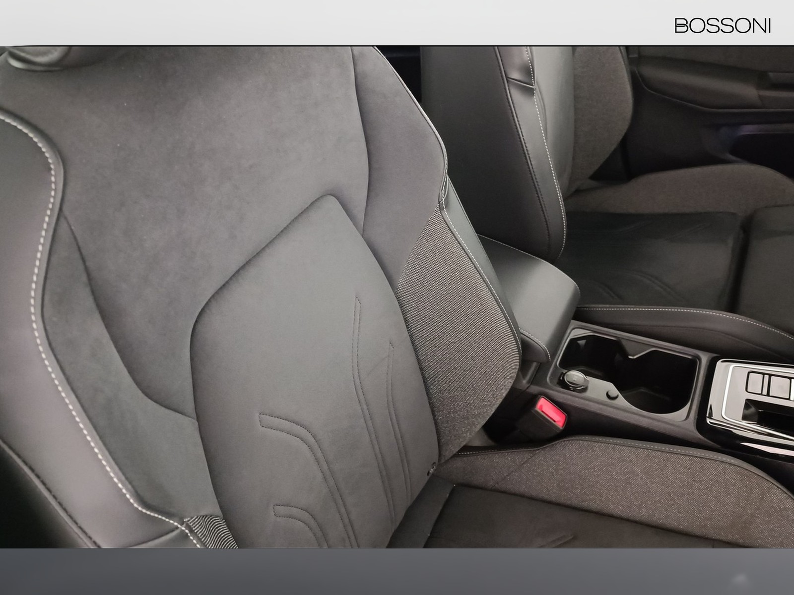 27 - Volkswagen Golf 2.0 tdi scr 150cv style dsg